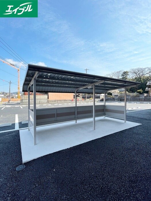 物件外観写真3　(駐輪場)