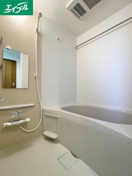 物件内観写真10　(バス／シャワールーム等)