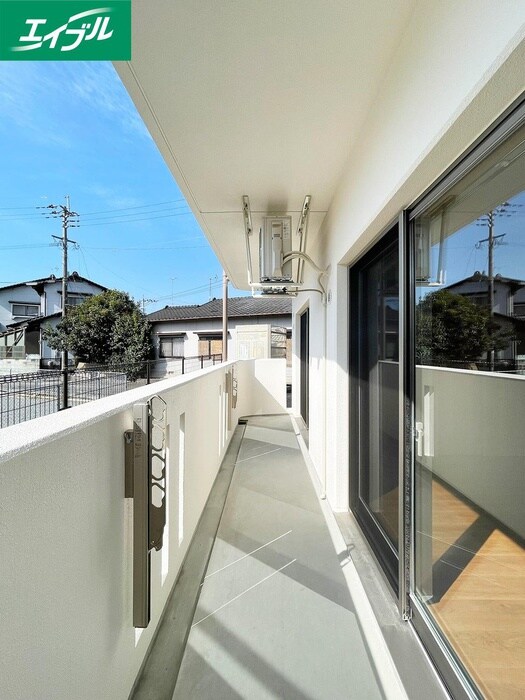 物件内観写真22　(室内からの展望)