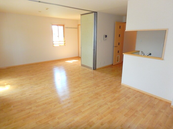 物件内観写真4　(居室)