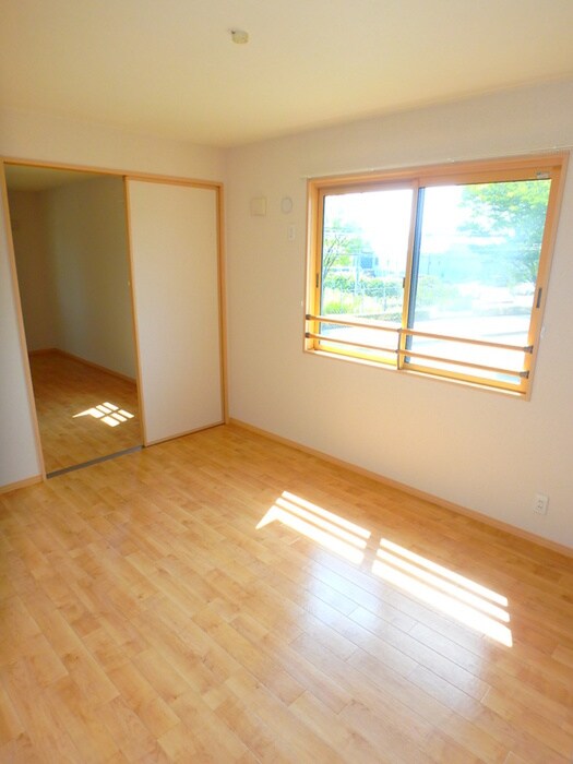 物件内観写真7　(居室)