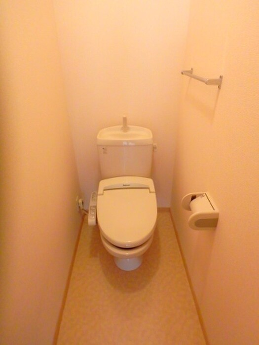 物件内観写真10　(トイレ)