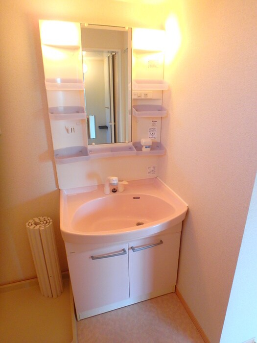 物件内観写真10　(洗面)