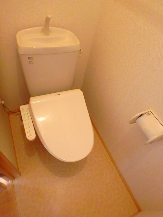 物件内観写真12　(トイレ)