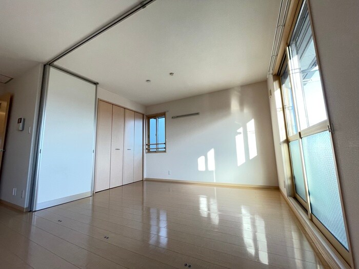 物件内観写真14　(居室)