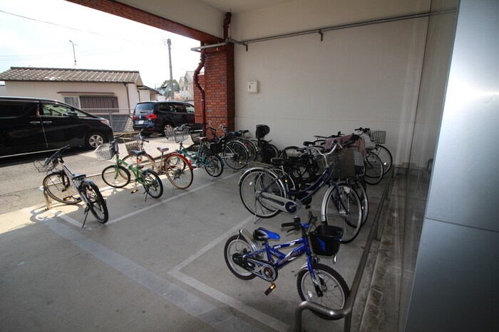 光第６ビルの駐輪場