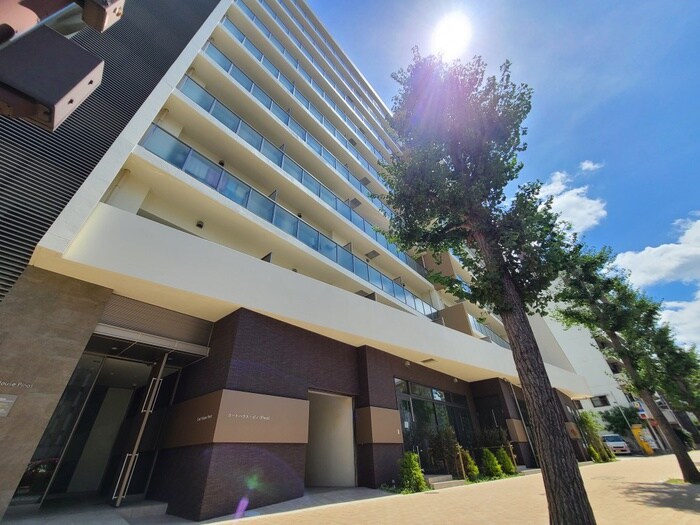 物件外観写真5　(エントランス部分)