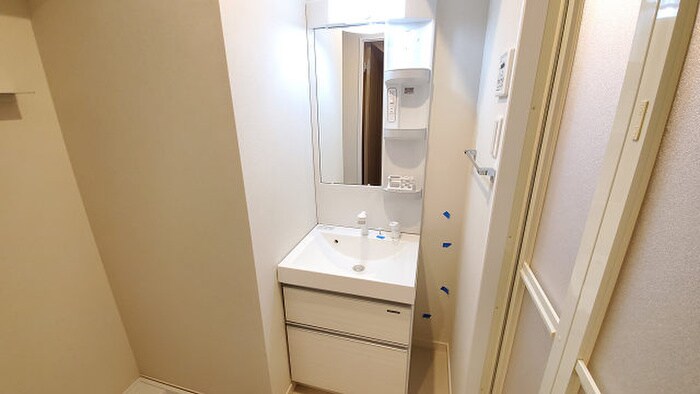 物件内観写真13　(洗面)