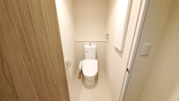 物件内観写真16　(トイレ)