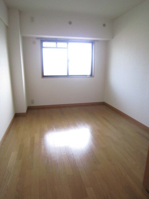 物件内観写真15　(居室)