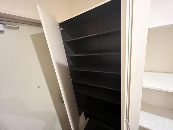 物件内観写真17　(靴箱)