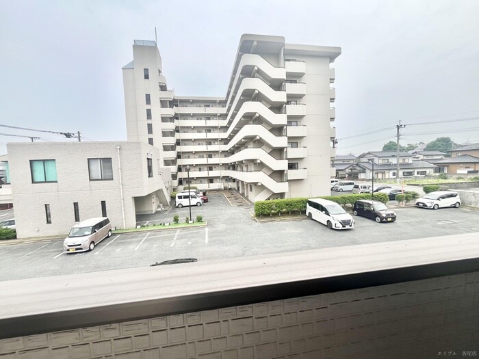 物件内観写真14　(室内からの展望)