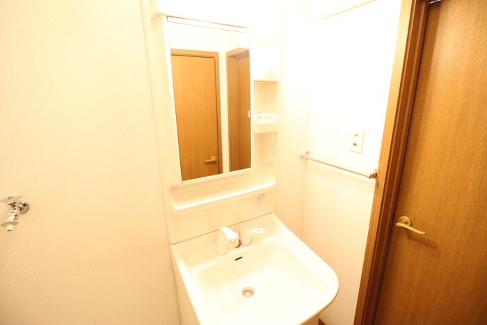物件内観写真11　(洗面)