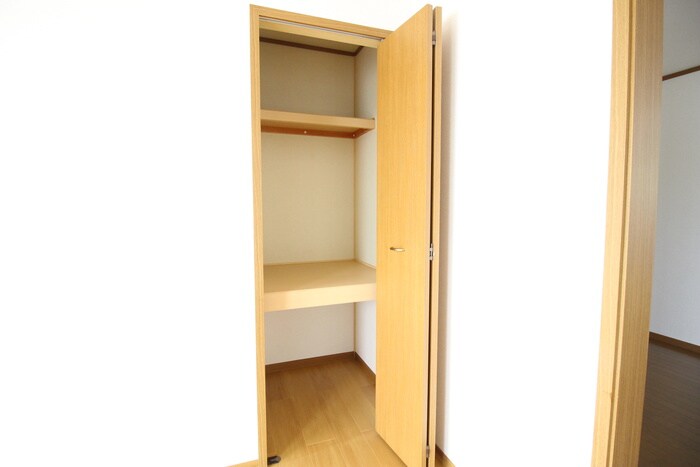物件内観写真20　(収納)
