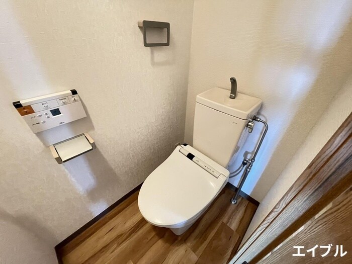 物件内観写真9　(トイレ)