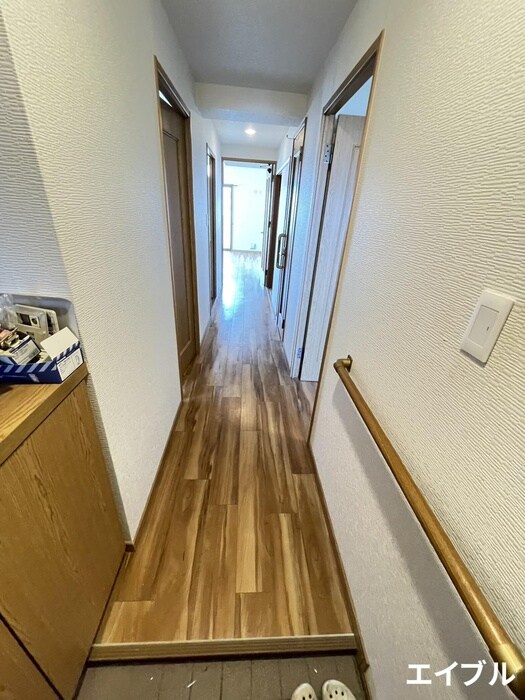 物件内観写真21　(玄関)