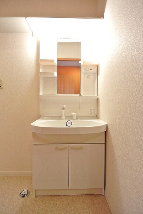 物件内観写真11　(洗面)