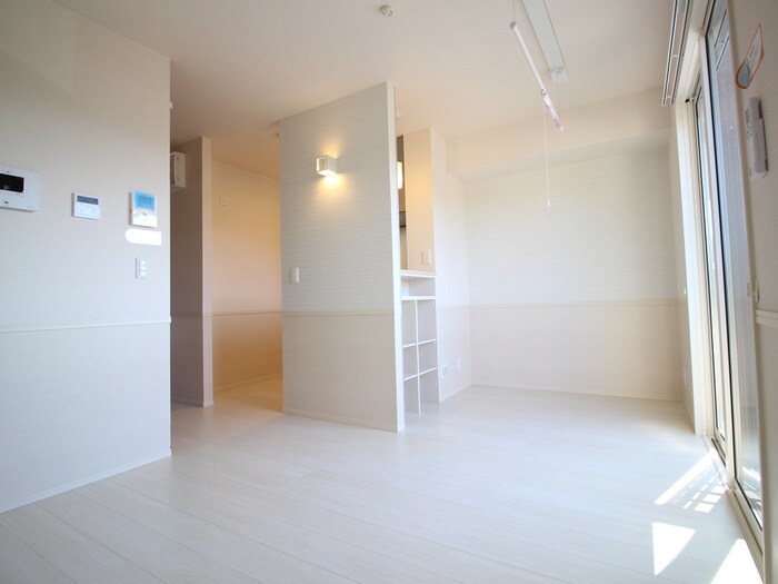 物件内観写真4　(居室)