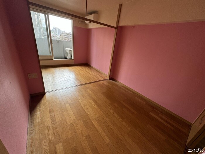 物件内観写真9　(居室)