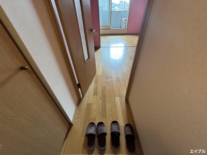 物件内観写真17　(廊下)