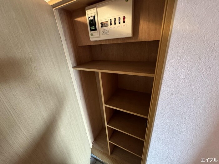 物件内観写真18　(靴箱)