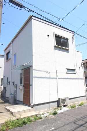 クルーズリアン１号棟外観写真