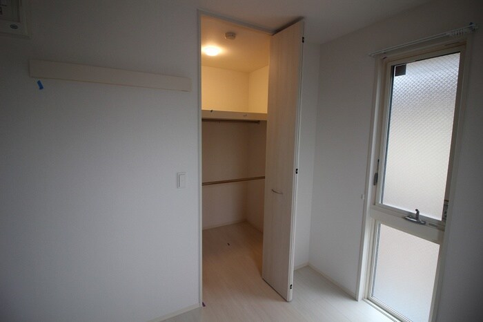 物件内観写真8　(収納)