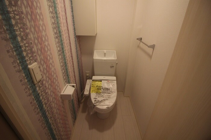 物件内観写真10　(トイレ)