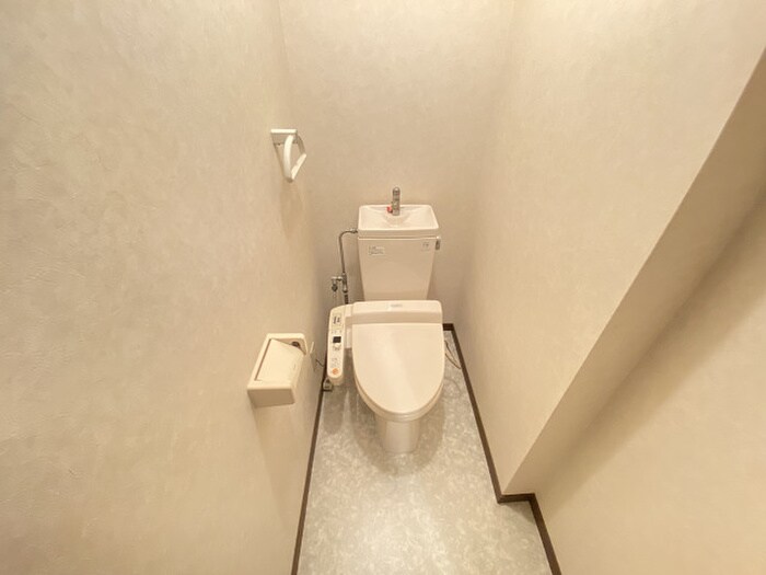 物件内観写真10　(トイレ)