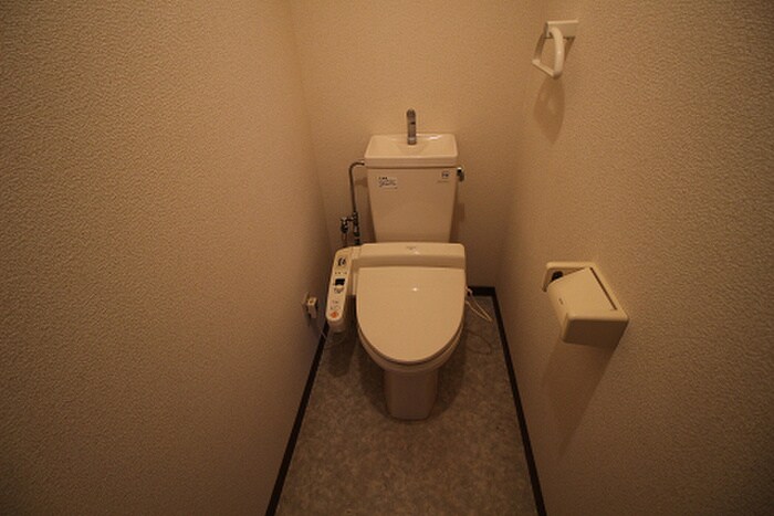 物件内観写真11　(トイレ)