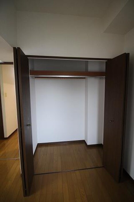 物件内観写真13　(収納)
