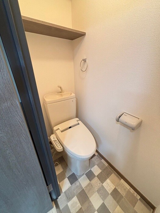 物件内観写真12　(トイレ)