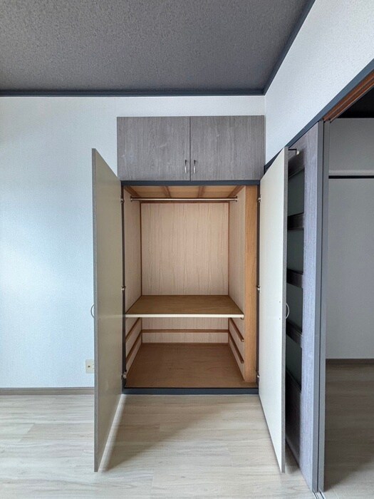 物件内観写真15　(収納)