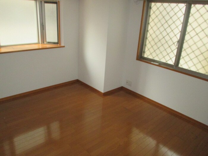 物件内観写真9　(居室)