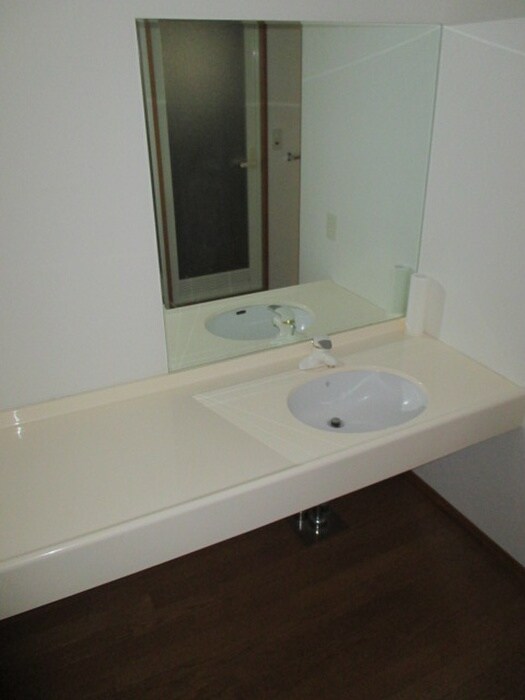 物件内観写真12　(洗面)