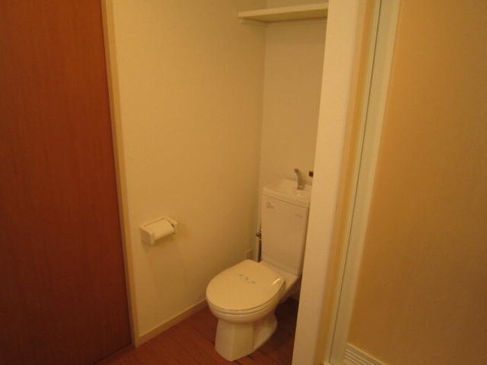 物件内観写真16　(トイレ)