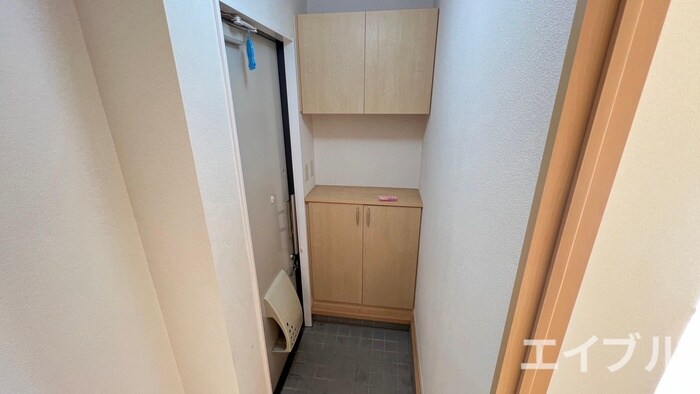 物件内観写真14　(玄関)