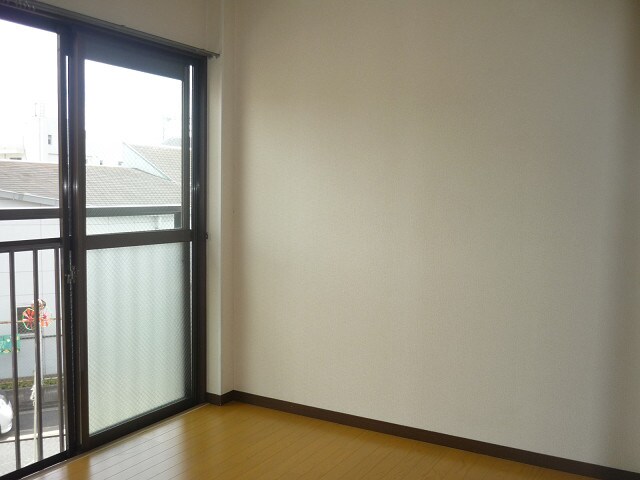 物件内観写真5　(居室)