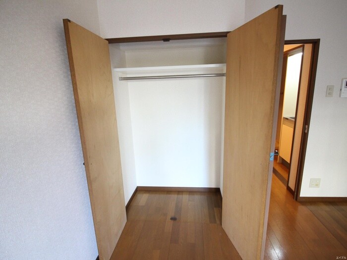 物件内観写真12　(収納)