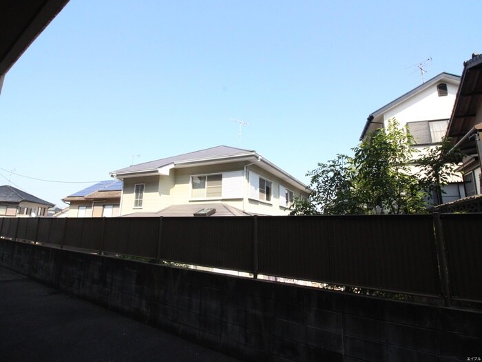 物件内観写真15　(室内からの展望)