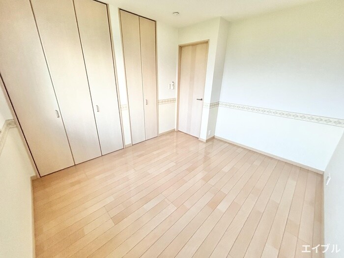 物件内観写真9　(居室)