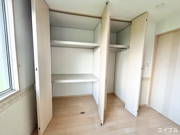 物件内観写真13　(収納)
