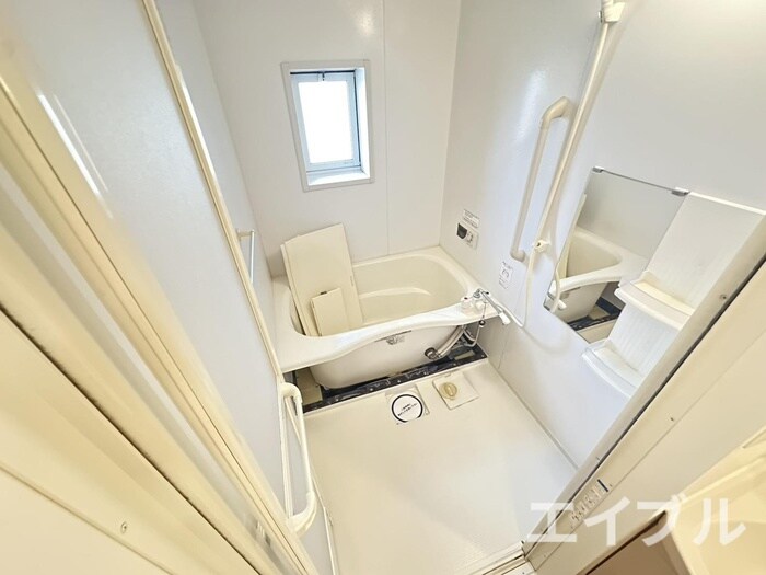 物件内観写真9　(バス／シャワールーム等)