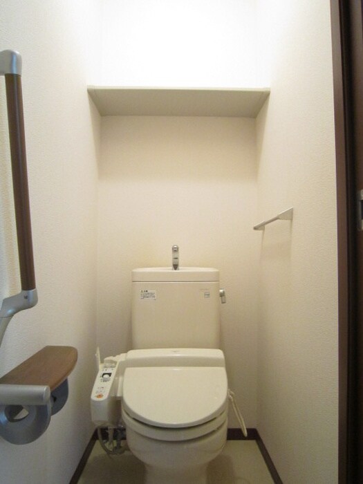 物件内観写真11　(トイレ)