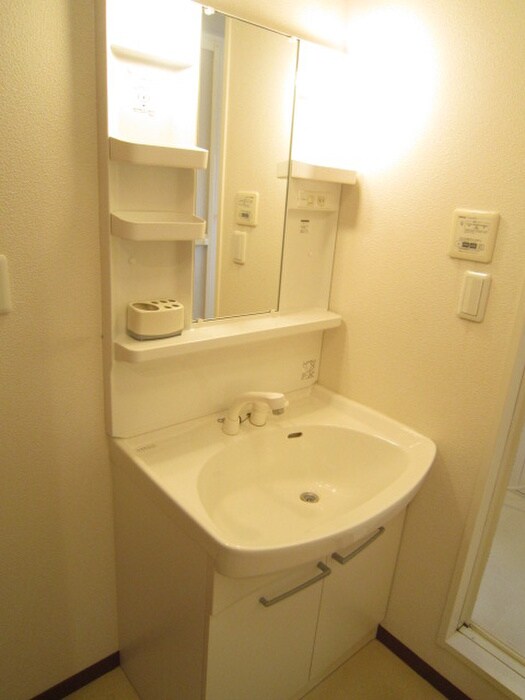 物件内観写真12　(洗面)