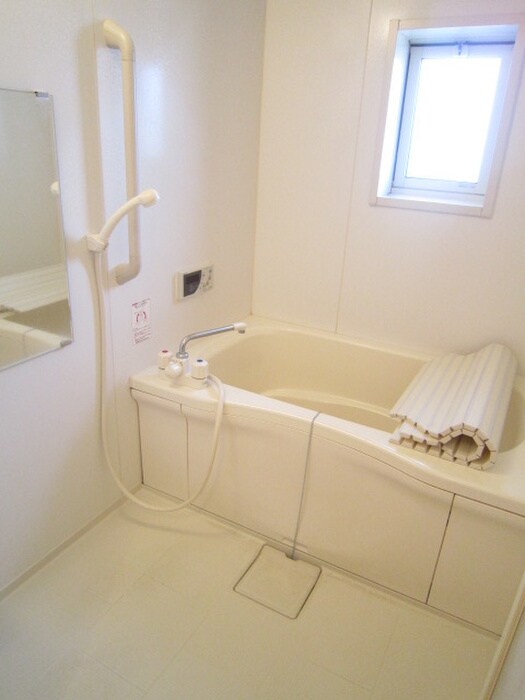 物件内観写真13　(バス／シャワールーム等)