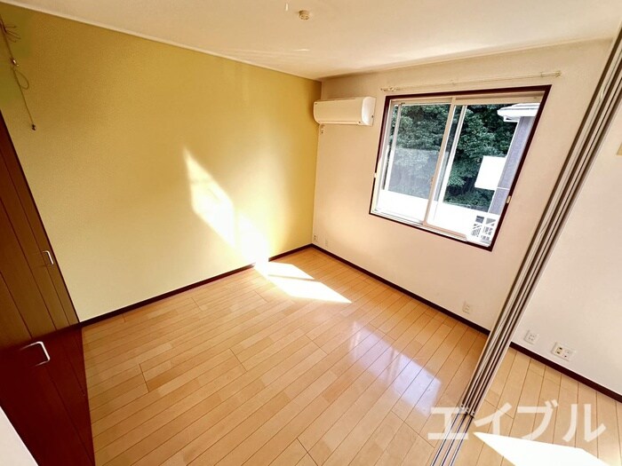 物件内観写真13　(居室)