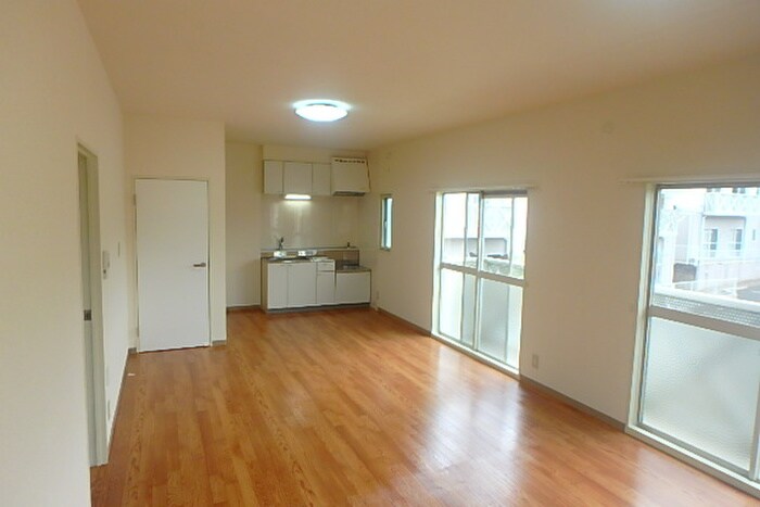 物件内観写真5　(居室)