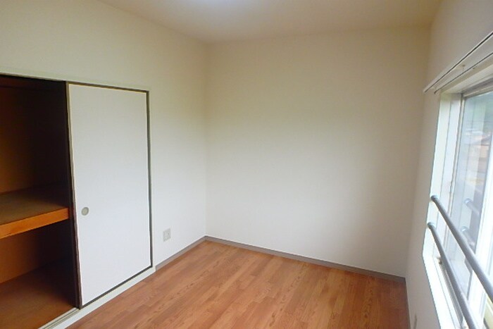 物件内観写真6　(居室)