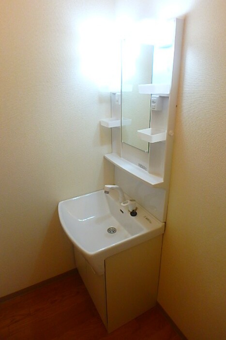 物件内観写真11　(洗面)